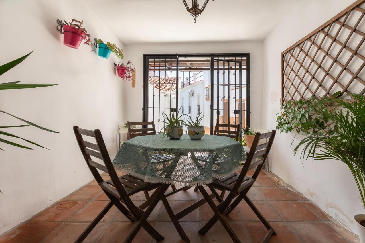 Casa Randonneur, Traditional Townhouse In Alora. Exteriör bild